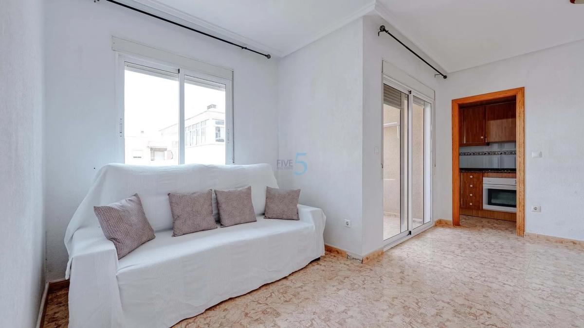 Venta de piso en Barrio Nueva Torrevieja, Torrevieja
 photo 2