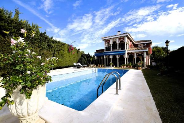 Chalet wolnostojący na sprzedaż w  Barrio Aguas Nuevas, Torrevieja photo 2