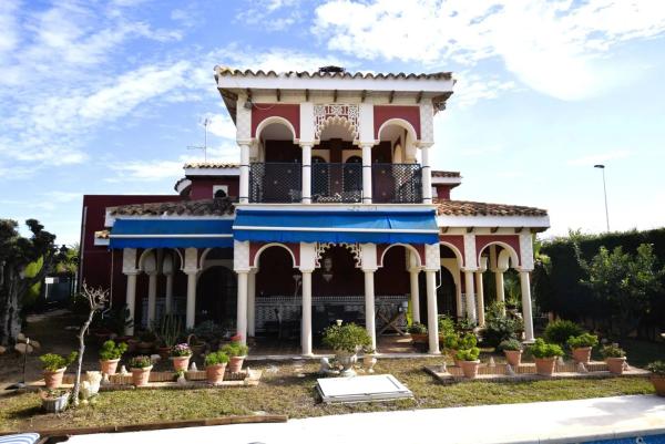 Chalet wolnostojący na sprzedaż w  Barrio Aguas Nuevas, Torrevieja photo 3