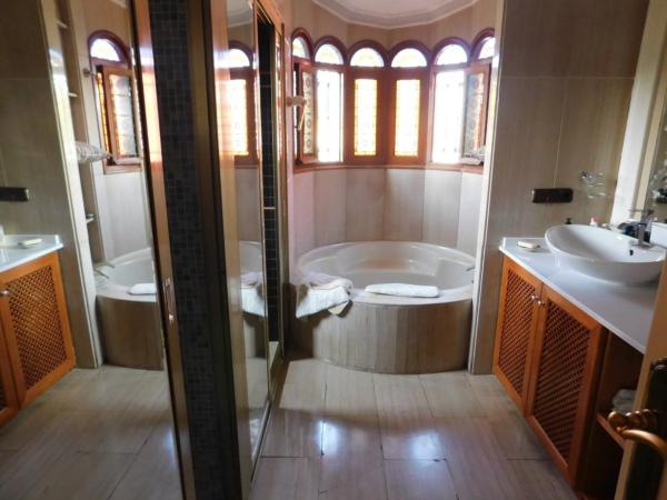 Chalet wolnostojący na sprzedaż w  Barrio Nueva Torrevieja, Torrevieja photo 3