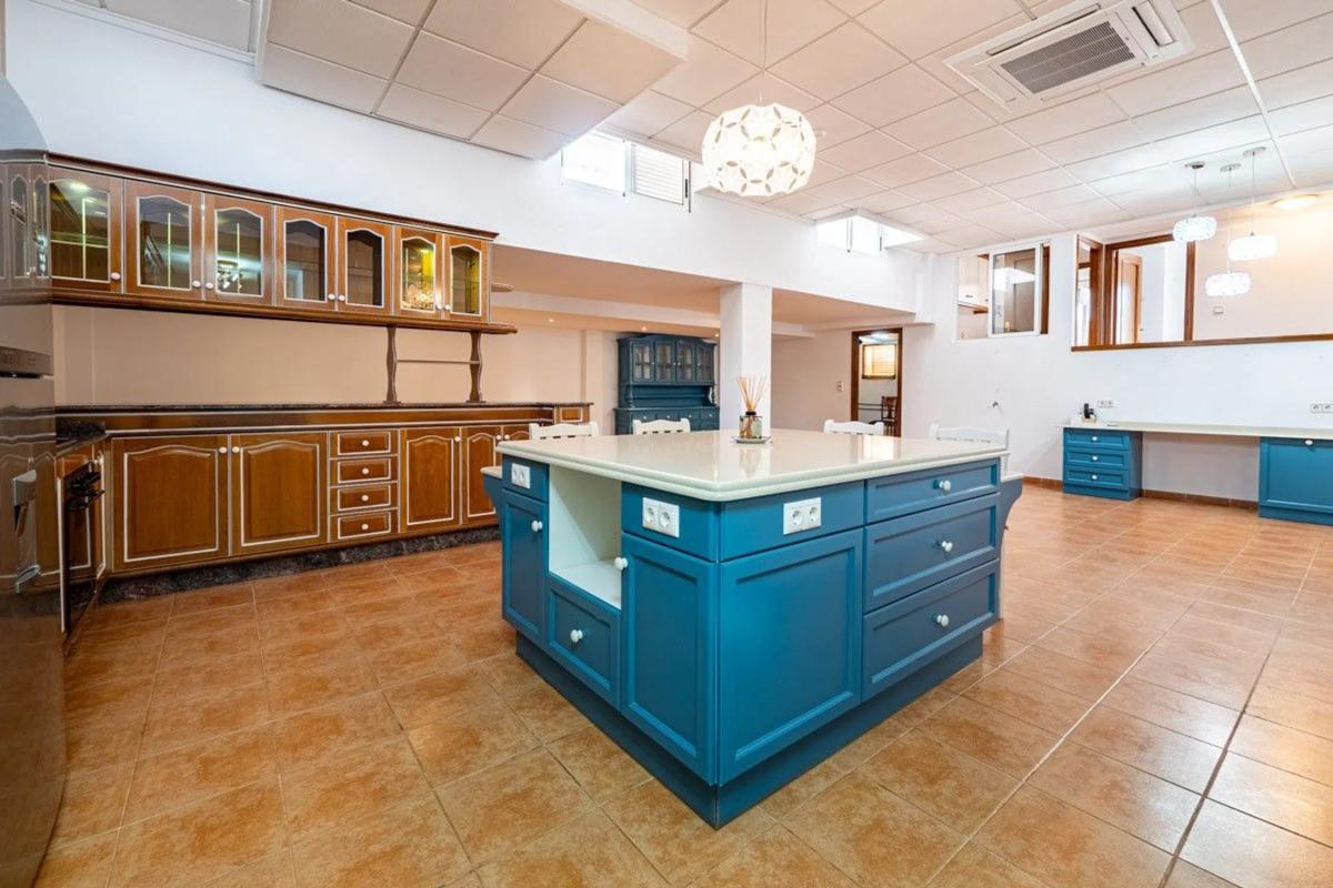 Venta de chalet independiente en Barrio Miramar - Torre del Moro, Torrevieja
photo 2