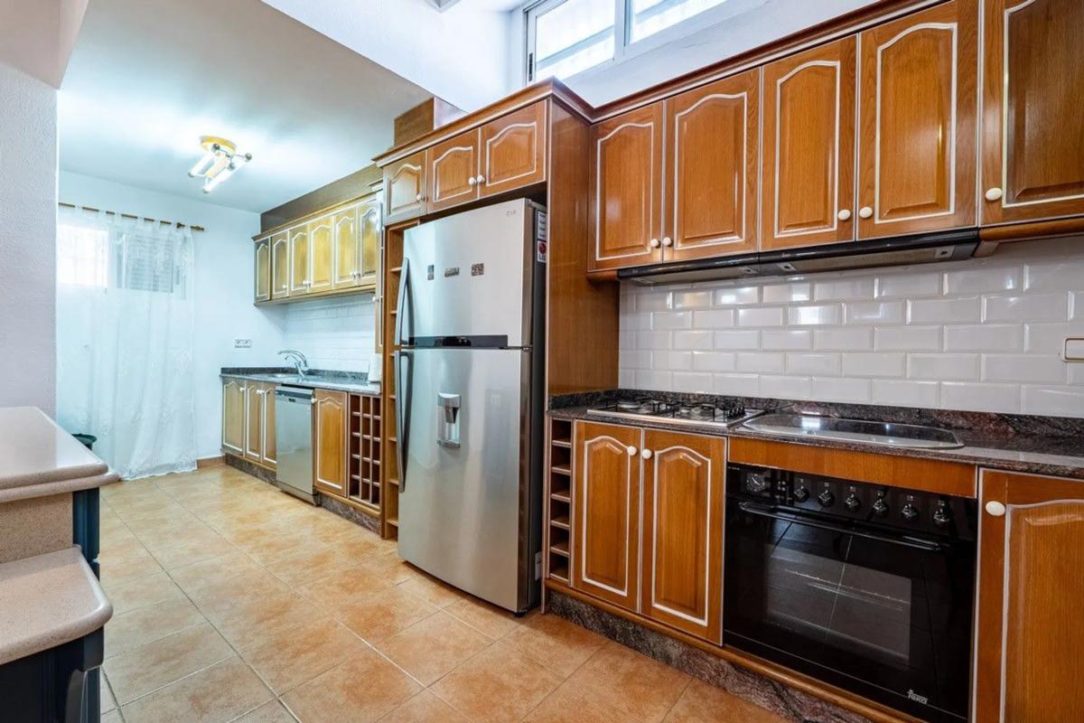 Venta de chalet independiente en Barrio Miramar - Torre del Moro, Torrevieja
photo 3