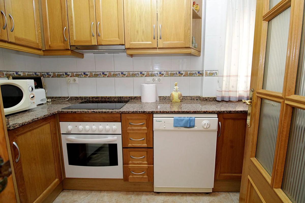 Venta de piso en Calle Helsinki, Torrevieja
photo 2