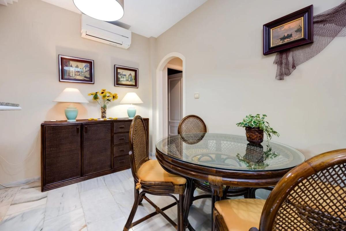 Sale of apartment in Avenida Alfredo Nobel, Torrevieja
photo 5