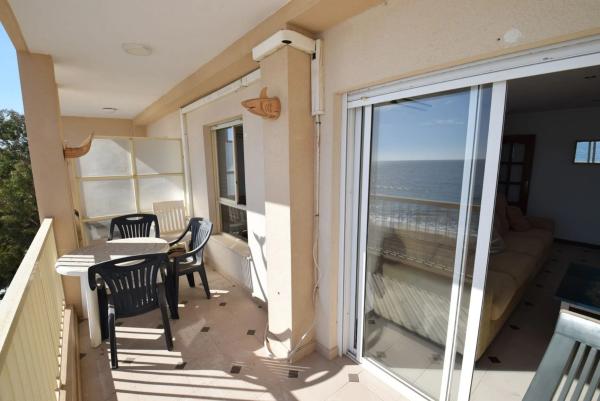 Mieszkanie na sprzedaż w  Av. Doctor Mariano Ruiz Canovas 30, 3ºA, Torrevieja photo 2