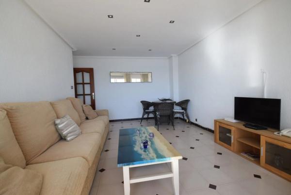 Mieszkanie na sprzedaż w  Av. Doctor Mariano Ruiz Canovas 30, 3ºA, Torrevieja photo 4