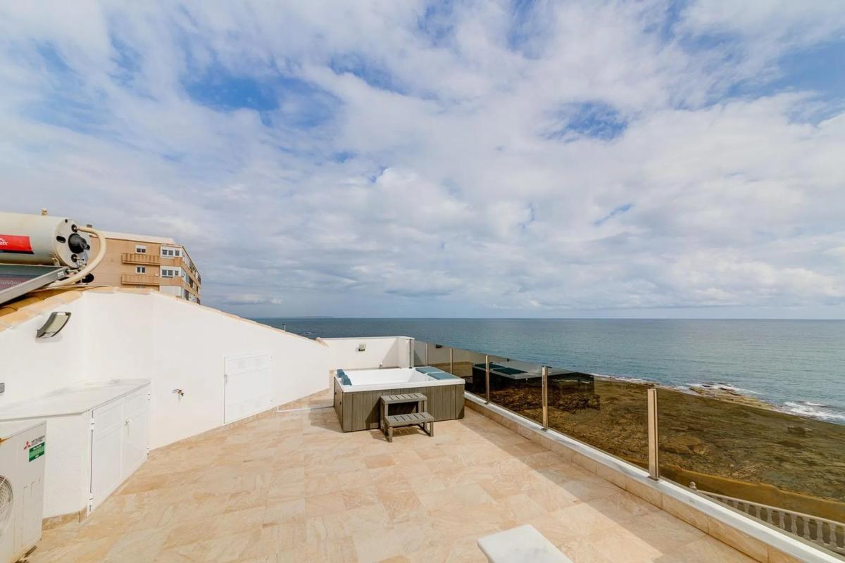 Venta de chalet independiente en Barrio Miramar - Torre del Moro, Torrevieja
photo 4
