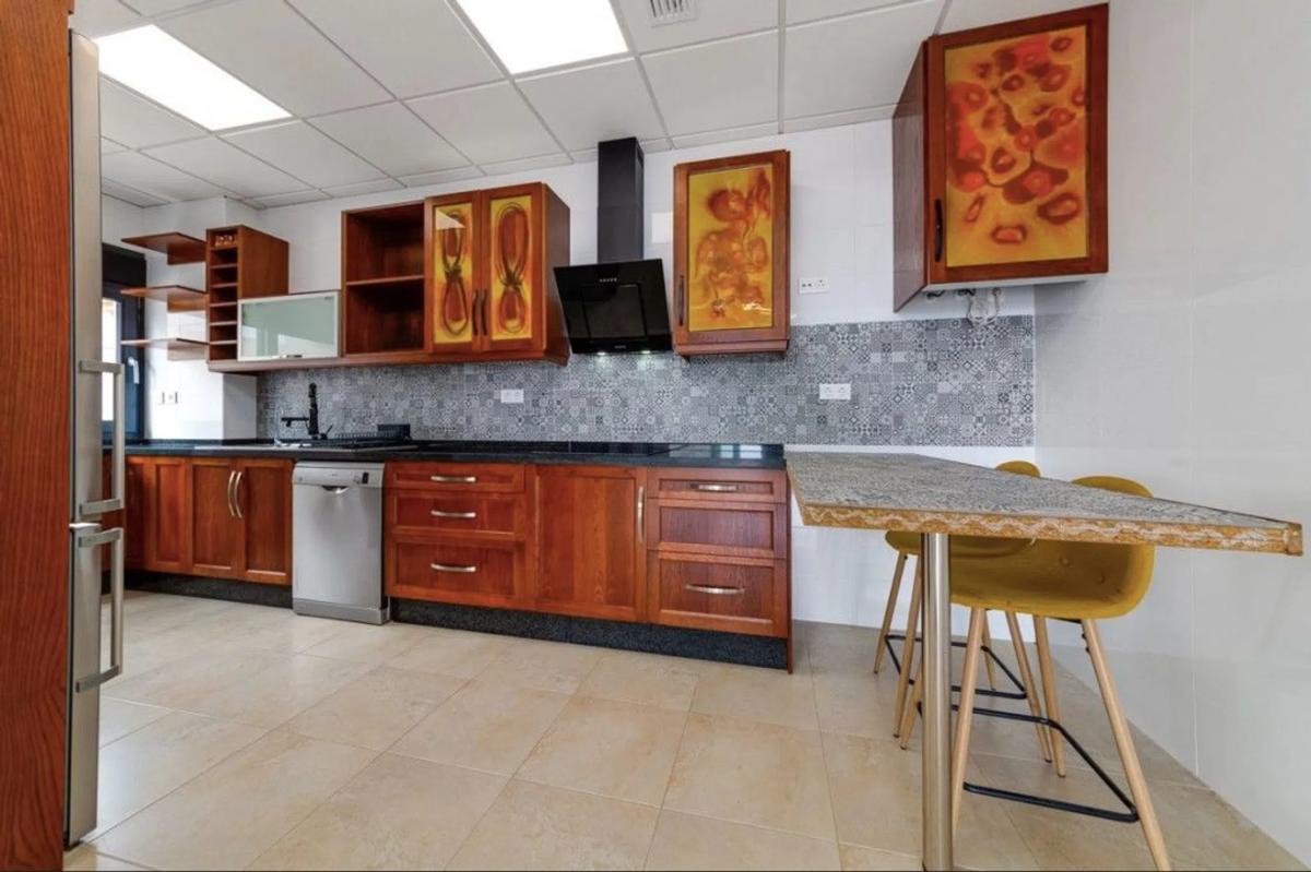Venta de chalet independiente en Barrio Miramar - Torre del Moro, Torrevieja
photo 4