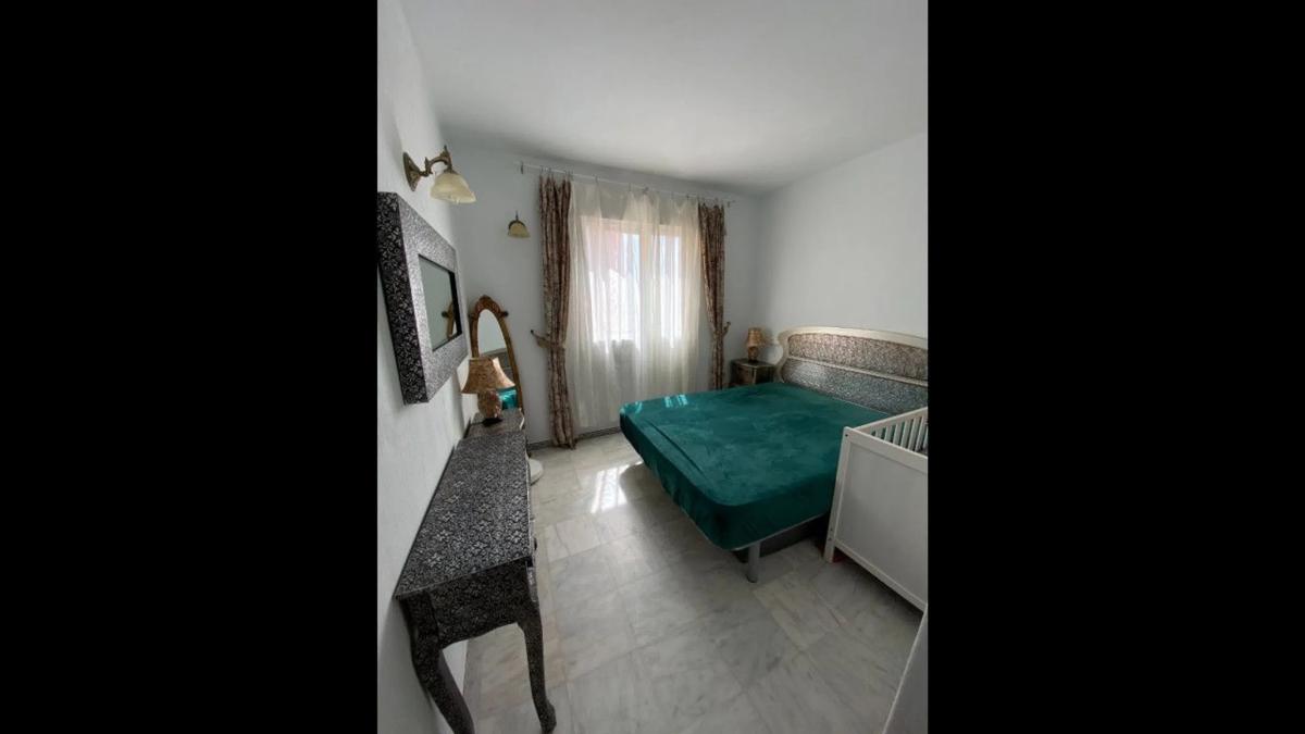 Sprzedaż mieszkania w Avenida Roentgen, Torrevieja
photo 2