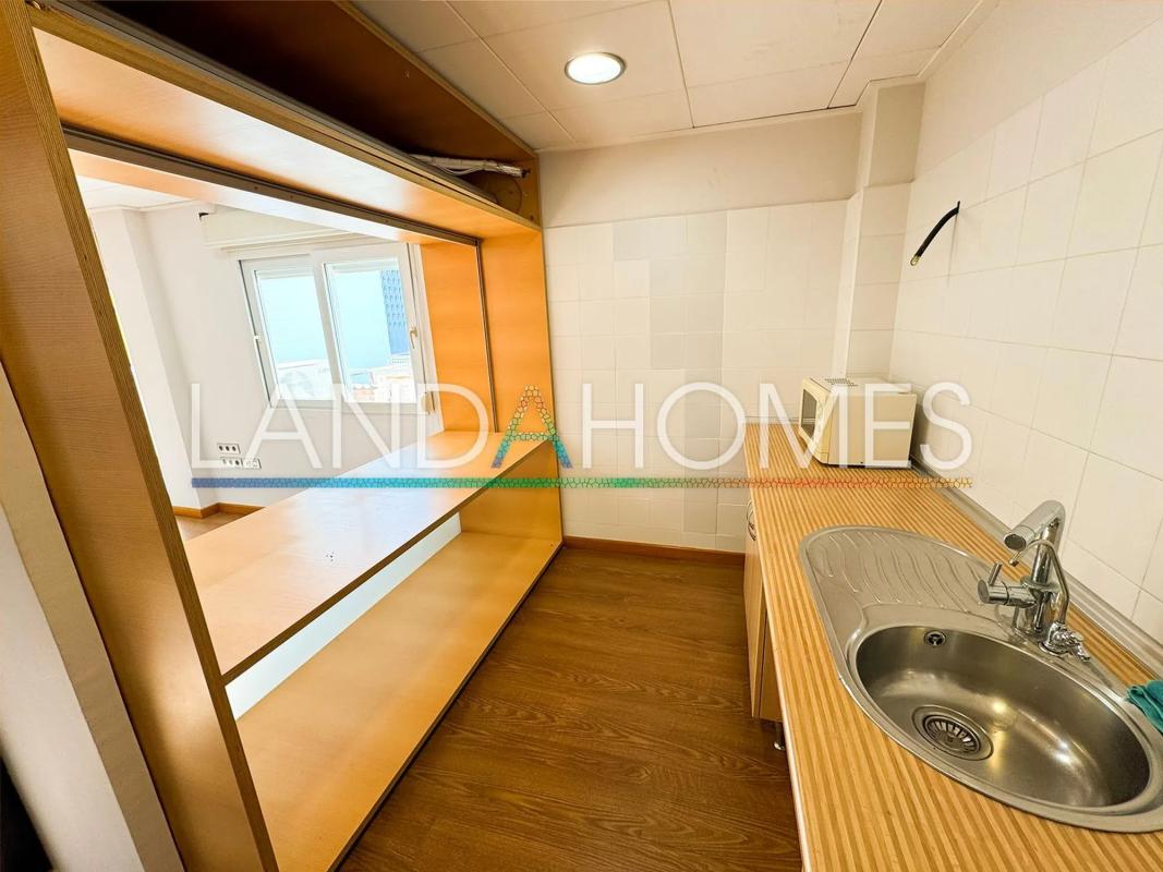 Venta de piso en Calle Ramón Gallud s/n, Torrevieja
 photo 2