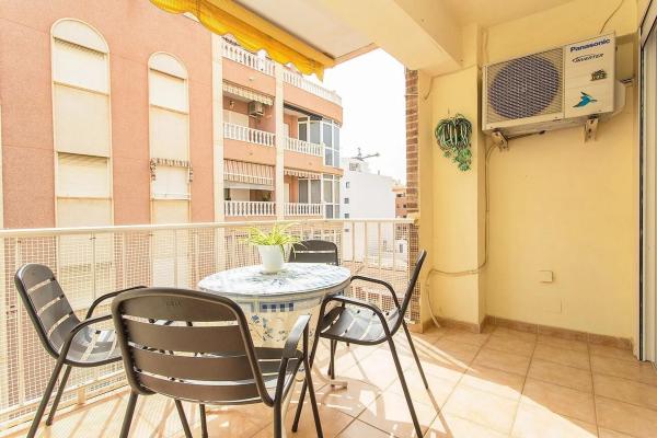 Квартира на продажу на  Calle Virgen de la Paloma, Торревьеха photo 2