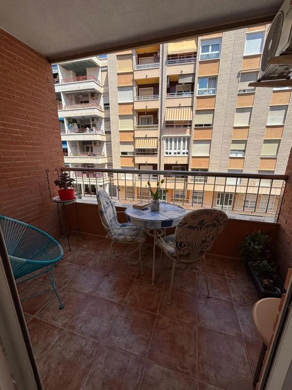 Venta de piso en Calle Fragata, 1, Torrevieja
photo 1