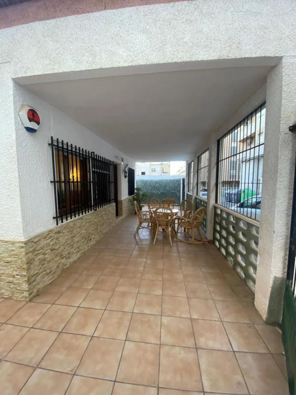 Venta de chalet independiente en Calle los Gases, Torrevieja
photo 5