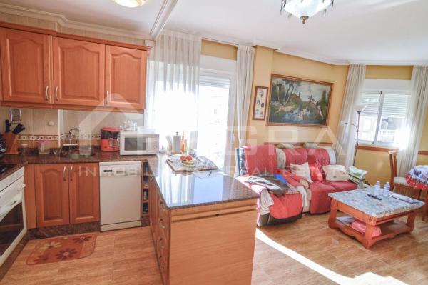 Квартира на продажу на  Calle Patricio Zammit, Торревьеха photo 3