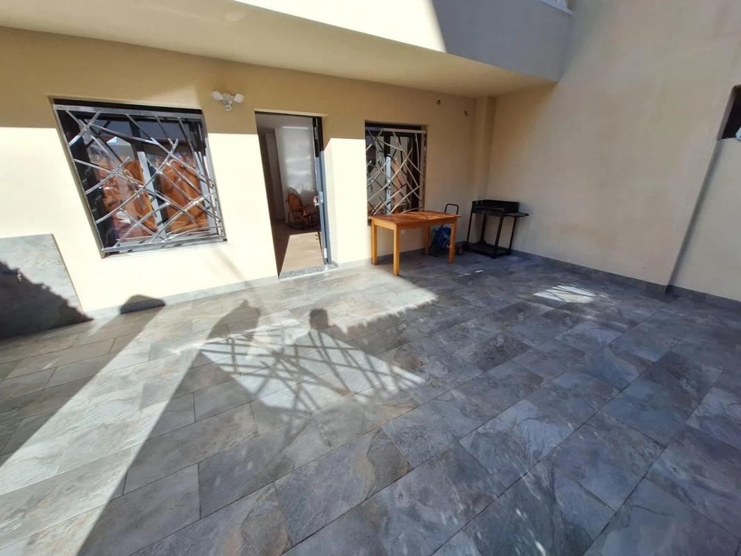 Venta de chalet adosado en  Barrio Avenida Habaneras - Curva de Palangre , Torrevieja photo 4