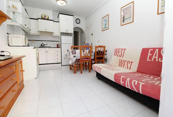 Квартира на продажу на  Calle Galera, Торревьеха photo 1