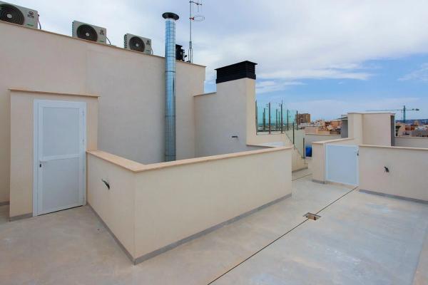 Venta de piso en Calle Ramón Gallud, Torrevieja
 photo 4