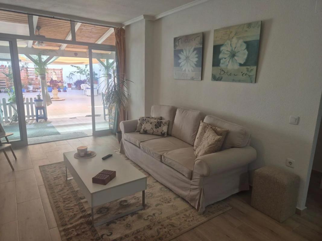 Продажа квартиры на Calle de Pedro Lorca, Торревьеха
photo 1