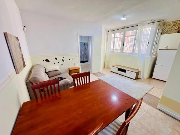 Mieszkanie na sprzedaż w Calle los Gases, Torrevieja photo 1