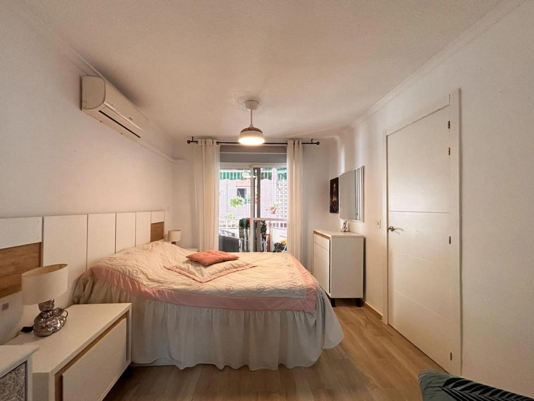 Sale of apartment in Calle Bergantin, Torrevieja
photo 4