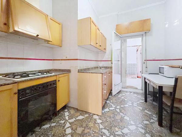 Mieszkanie na sprzedaż w  Calle San Pascual, 220, Torrevieja photo 4