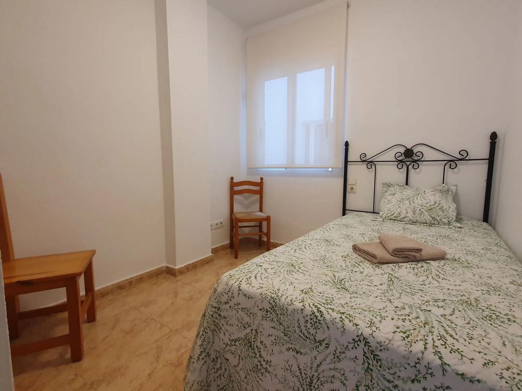 Venta de piso en Barrio Las Piscinas Naturales, Torrevieja
photo 1