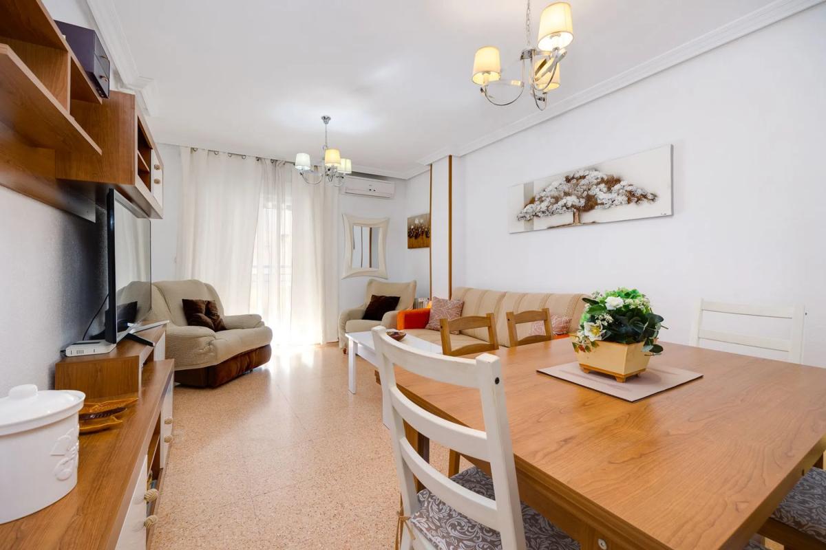 Продажа квартиры на Calle Vicente Blasco Ibáñez, 123, Торревьеха
photo 2