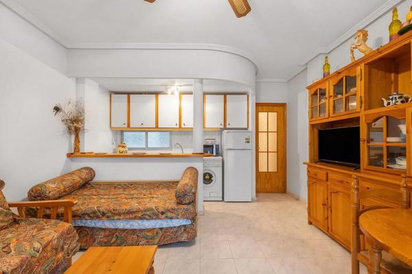 Piso en venta en Calle Fragata, 17, Torrevieja
thumbnail 2