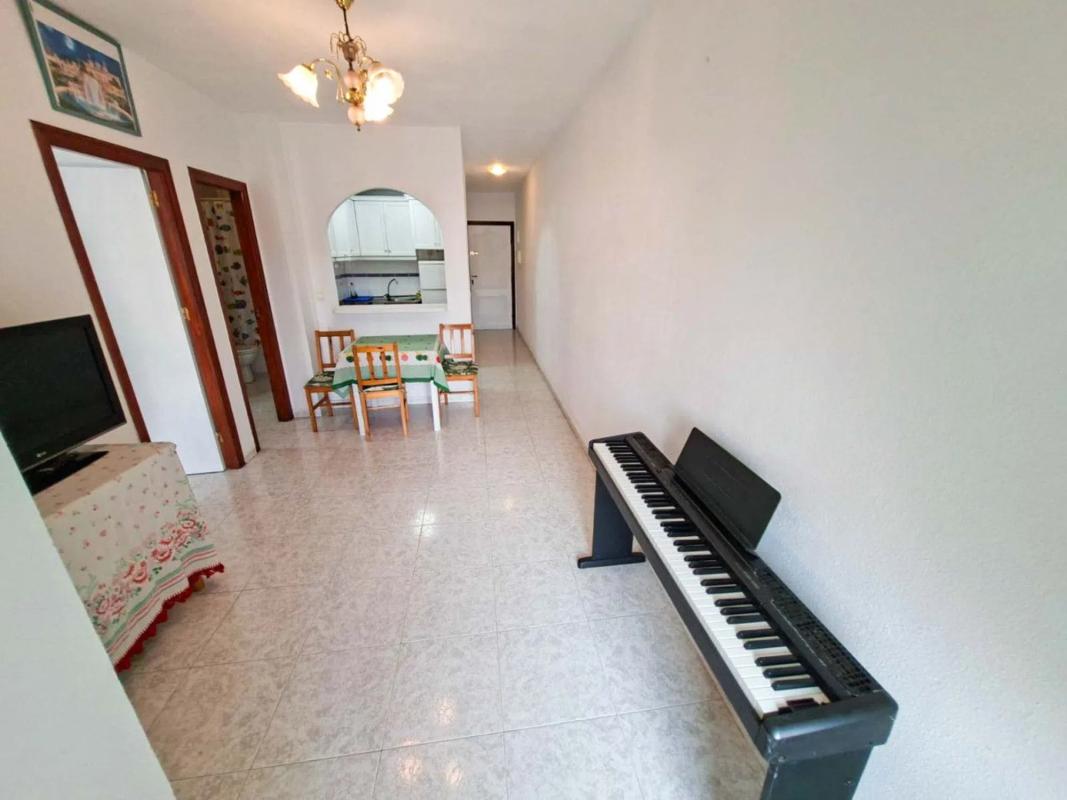 Продажа квартиры на Calle Patricio Zammit, Торревьеха
photo 1