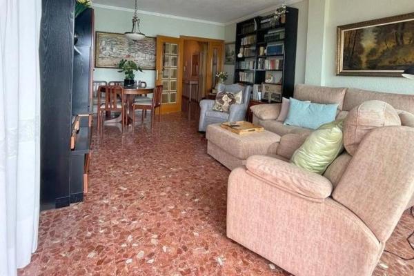 Piso en venta en Barrio Las Piscinas Naturales, Torrevieja
thumbnail 2