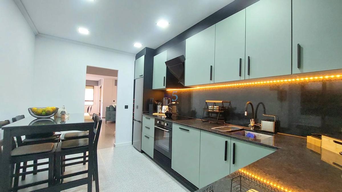 Sale of apartment in Desamparados-Hurchillo-Torremendo, Orihuela
 photo 2