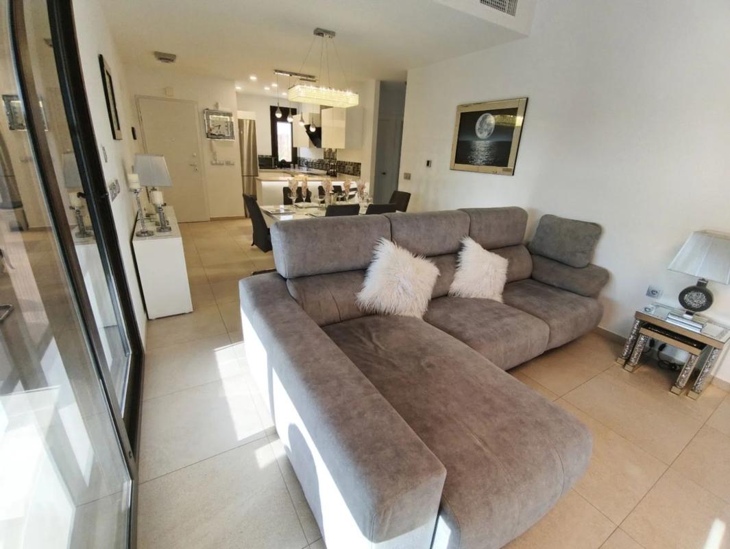 Venta de chalet independiente en Desamparados-Hurchillo-Torremendo, Orihuela
photo 1