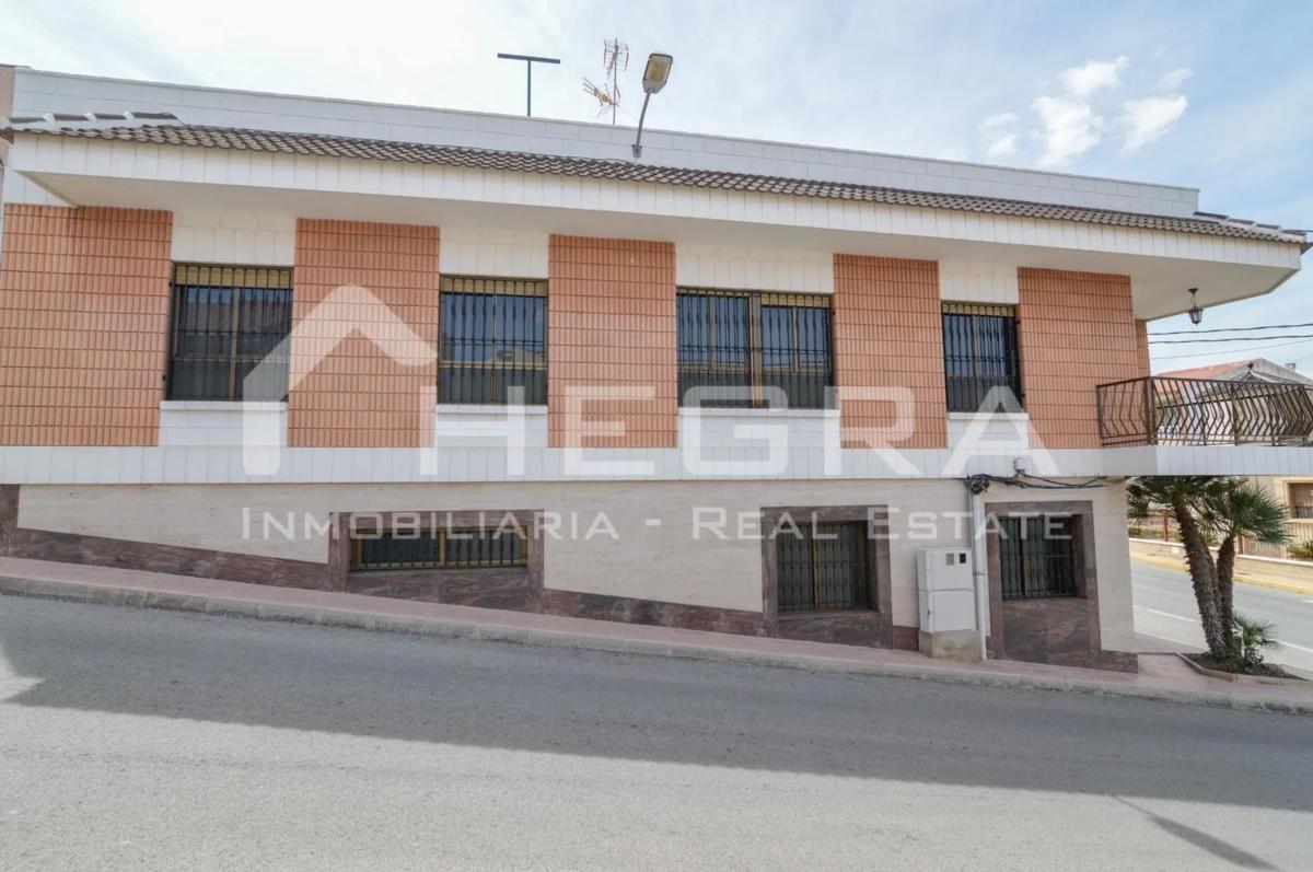 Sale of independent chalet in Calle Carmen, 38, Orihuela
photo 5