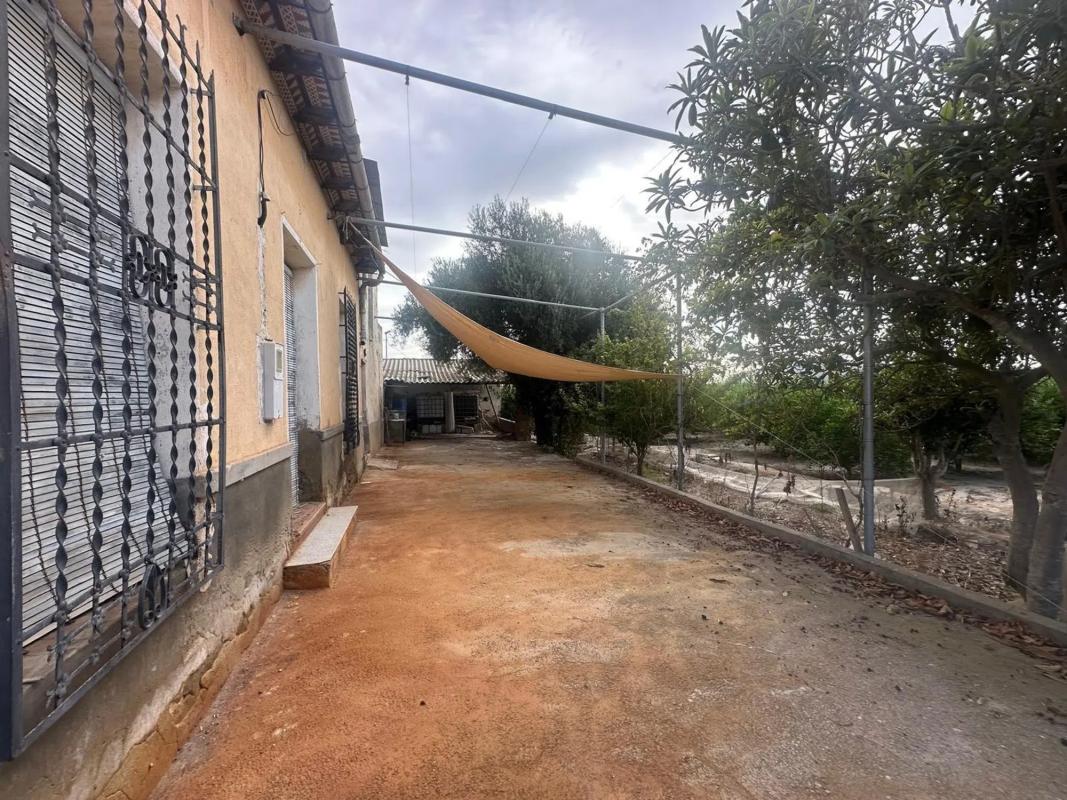 Продажа загородного участка в Desamparados-Hurchillo-Torremendo , Ориуэла photo 1