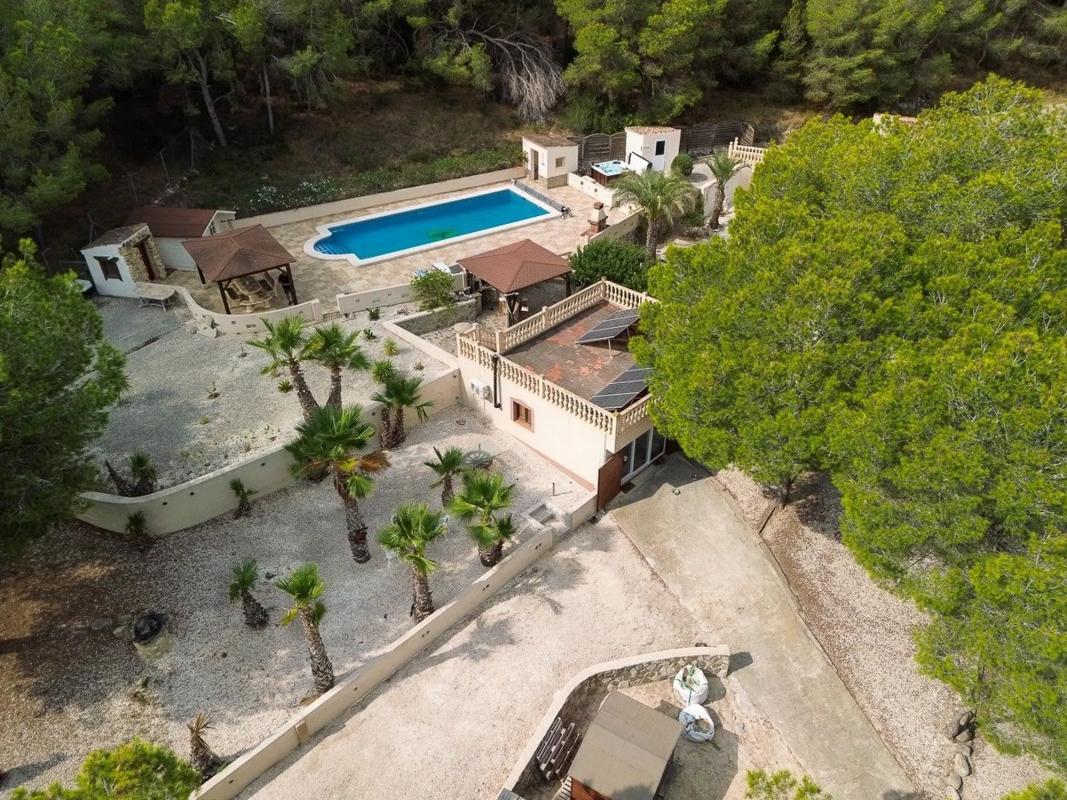 Sale of independent chalet in Desamparados-Hurchillo-Torremendo, Orihuela
photo 1