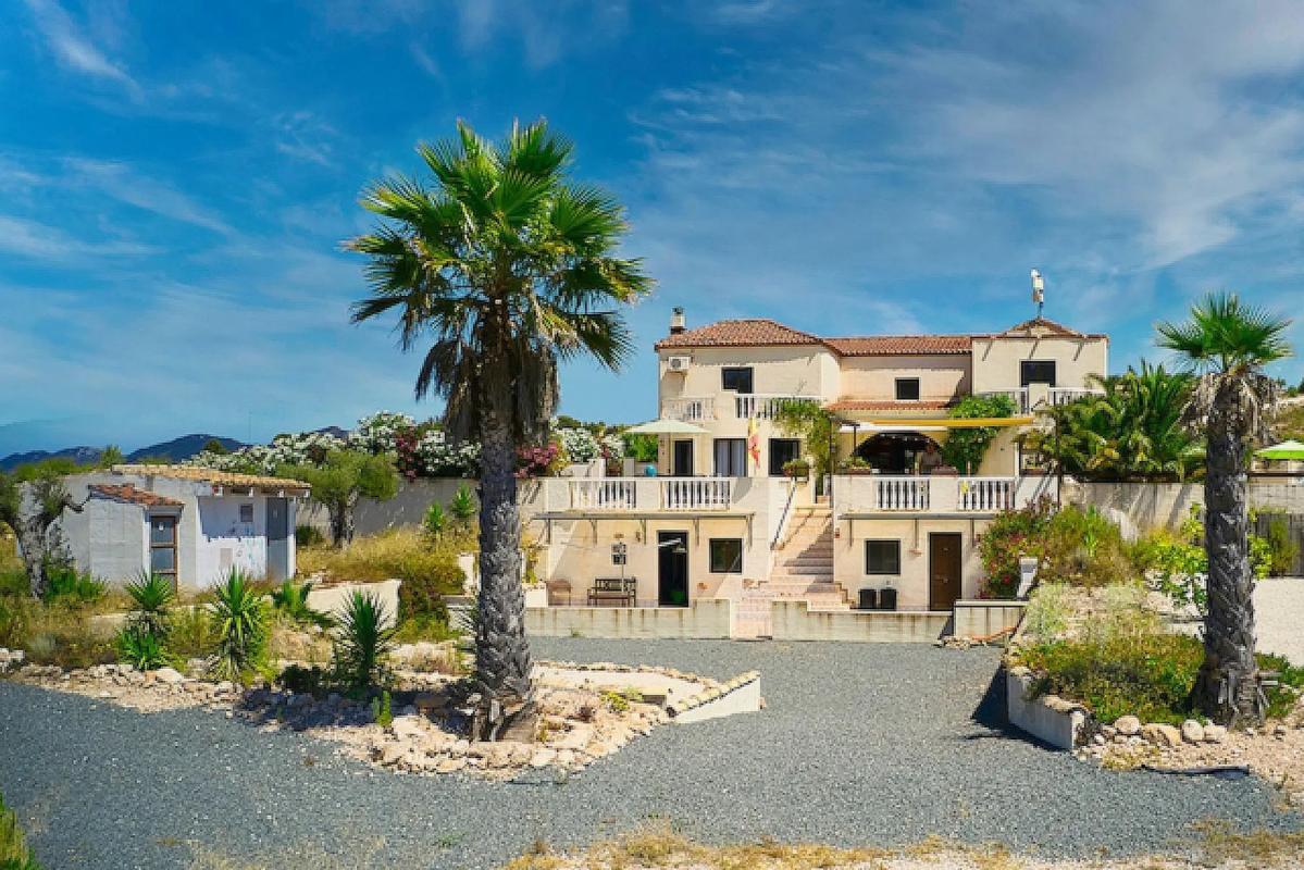 Sale of independent chalet in La Murada-Los Vicentes, Orihuela
photo 5