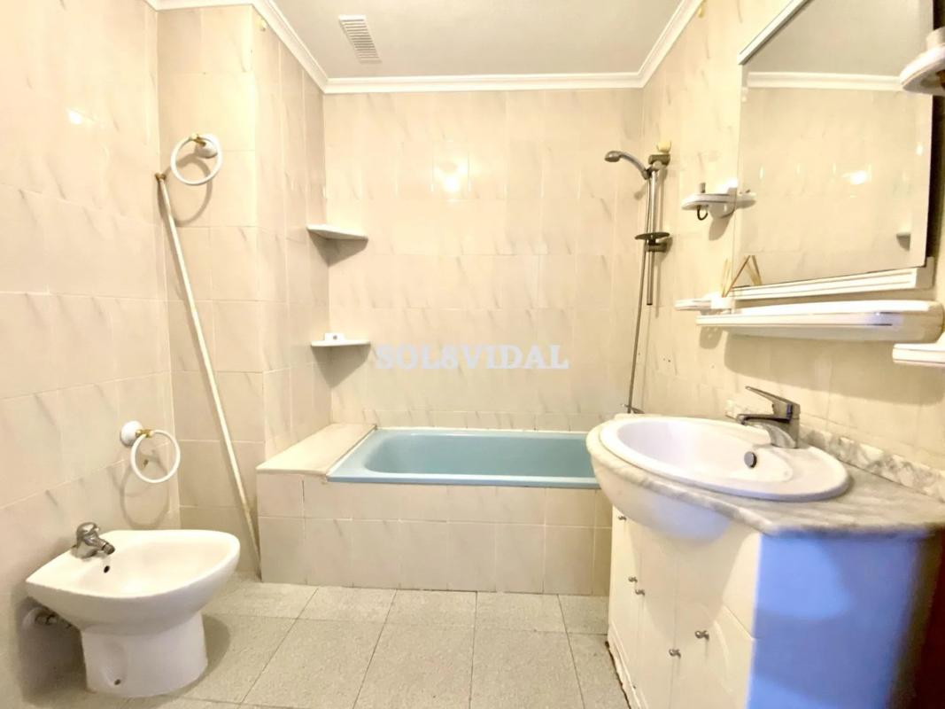 Продажа квартиры на Avenida Teodomiro, Ориуэла
photo 2