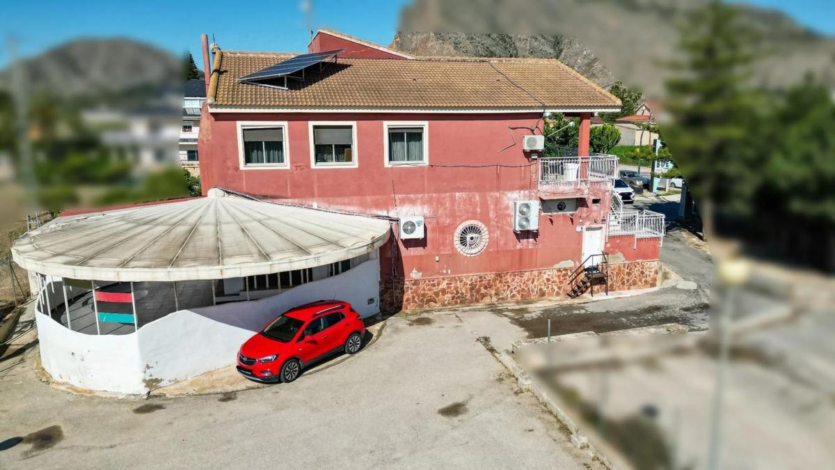 Sale of independent chalet in Lugar Escorratel s/n, Orihuela
photo 2