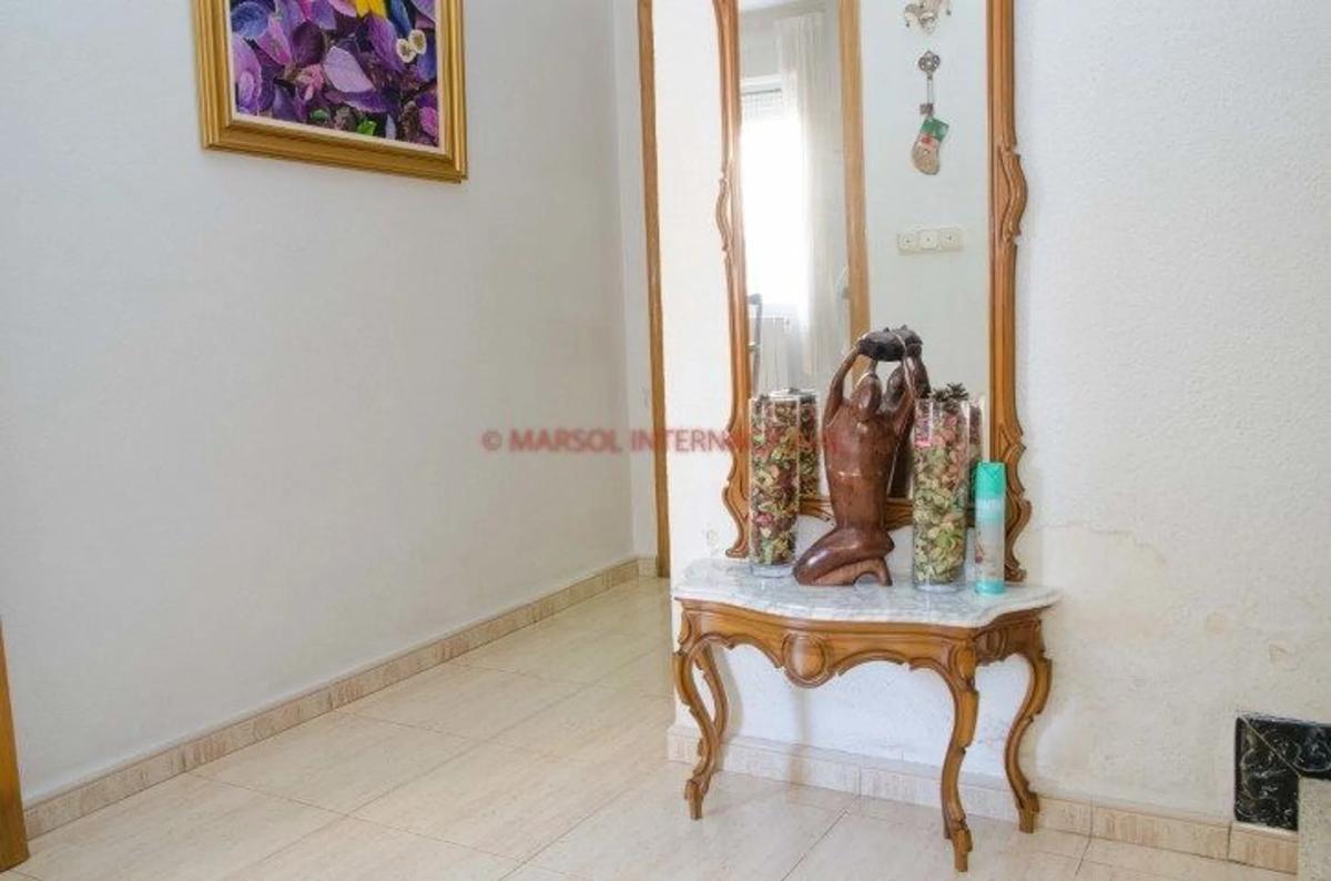 Venta de chalet independiente en Calle Prendimiento, Orihuela
photo 2