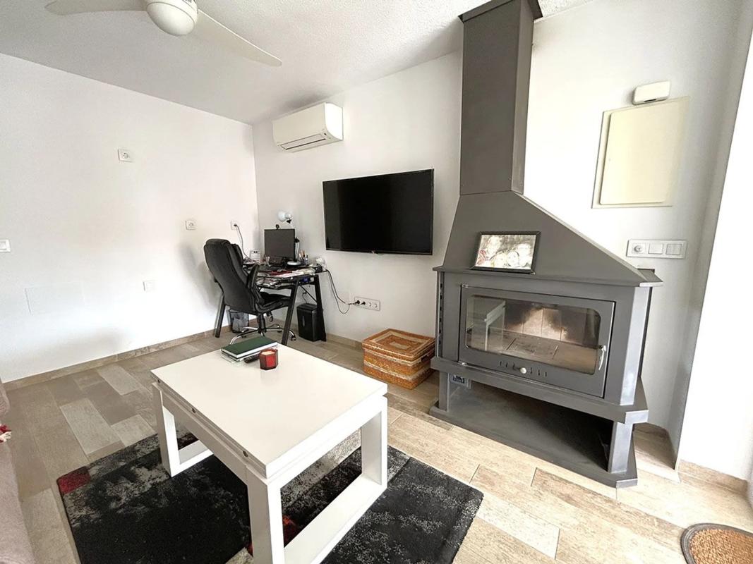 Venta de chalet adosado en  Calle Tramontana, 69 , Orihuela photo 3