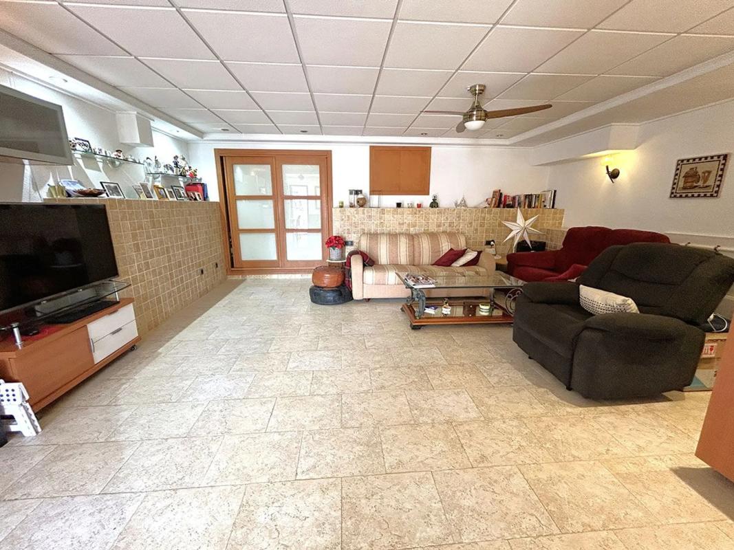 Venta de chalet adosado en  Calle Tramontana, 69 , Orihuela photo 5