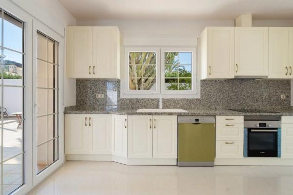 Independent chalet for sale in Barrio Cabo Roig, Orihuela
 photo 1