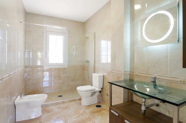 Independent chalet for sale in Barrio Cabo Roig, Orihuela
 photo 3