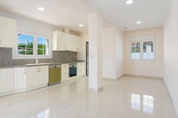 Independent chalet for sale in Barrio Cabo Roig, Orihuela
 photo 4