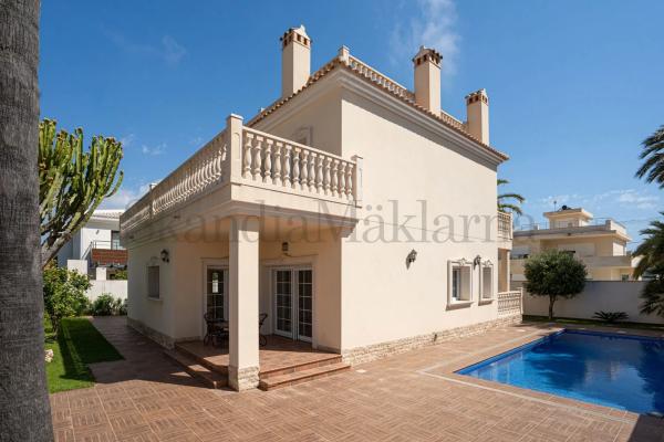Independent chalet for sale in Calle Baliza, Orihuela
 photo 1