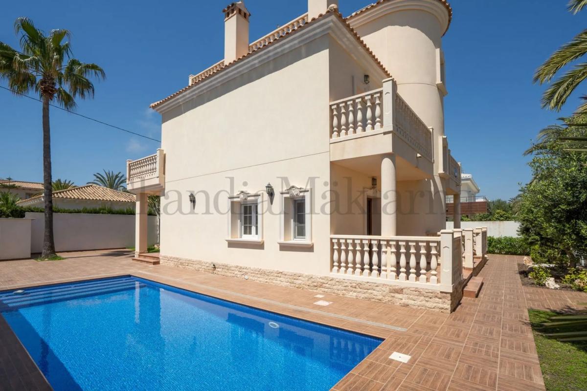 Sale of independent chalet in Calle Baliza, Orihuela
 photo 5