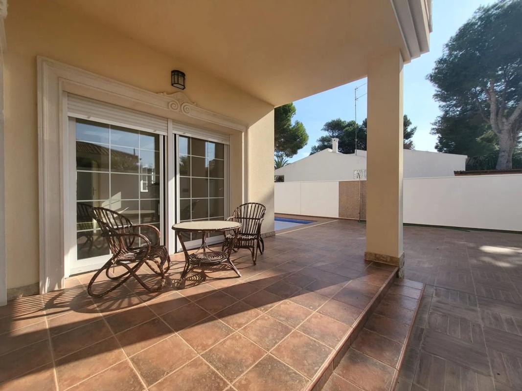 Sale of independent chalet in Calle Baliza, Orihuela
 photo 3