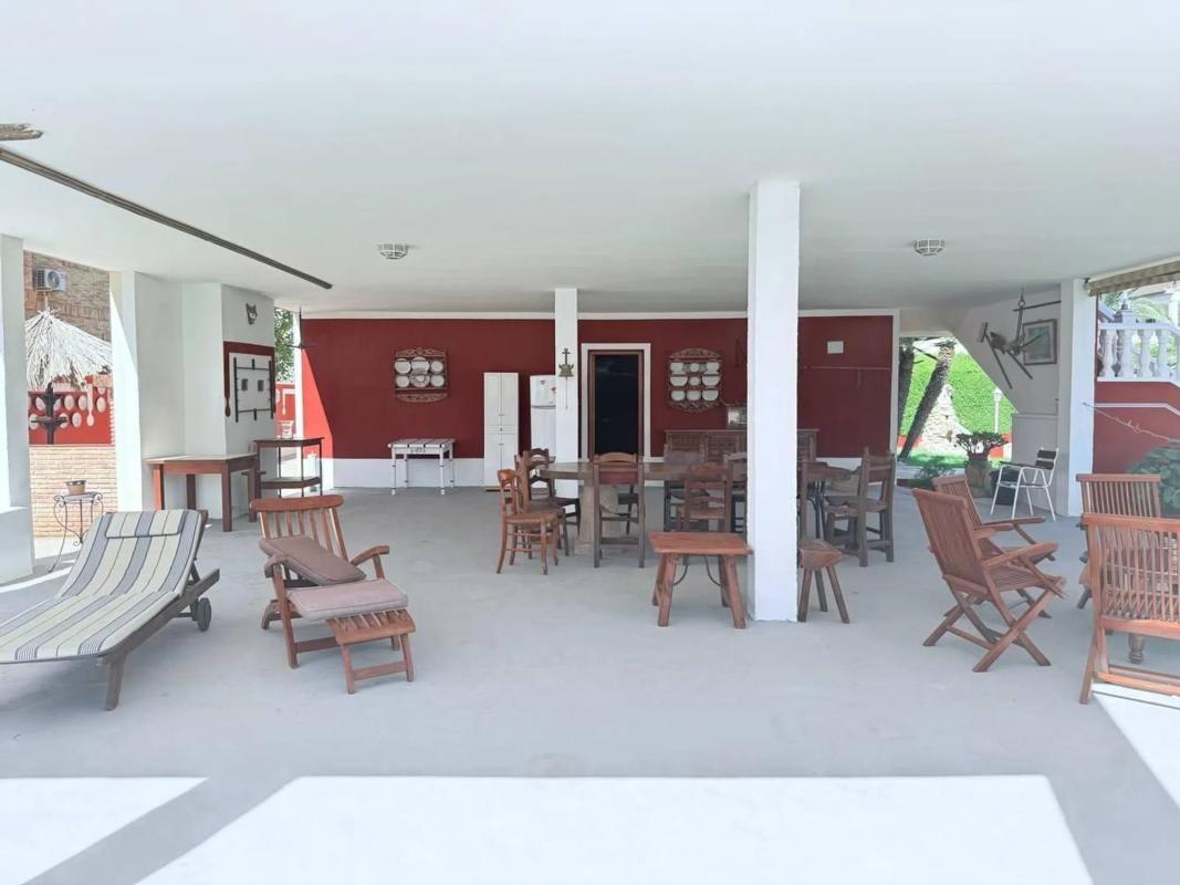 Продажа отдельного шале в  Barrio Campoamor, Ориуэла photo 2