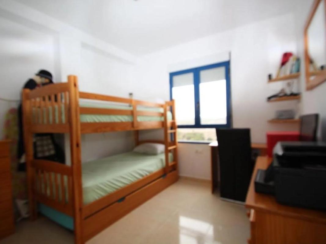 Продажа квартиры на Calle Rube Darío Cmor, Ориуэла
photo 4
