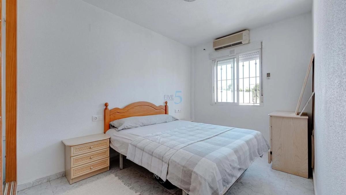 Sprzedaż mieszkania w Barrio La Regia, Orihuela
photo 3
